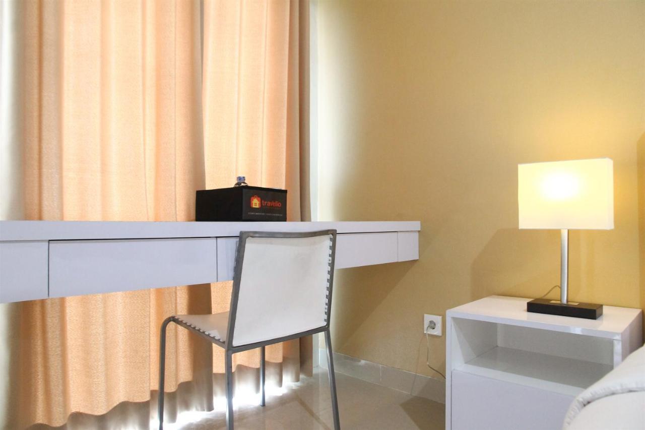 Comfortable Studio Apartment Grand Dhika City By Travelio Bekasi Exterior photo
